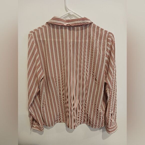3 for $26 - COVINGTON Striped Button Up Woman's Blouse - Picture 7 of 7